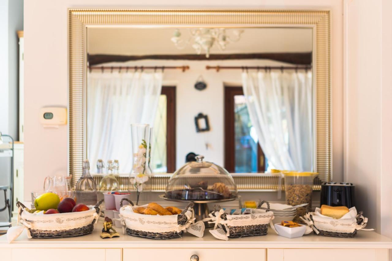 B&B Il Folletto Del Lago Stresa Eksteriør billede